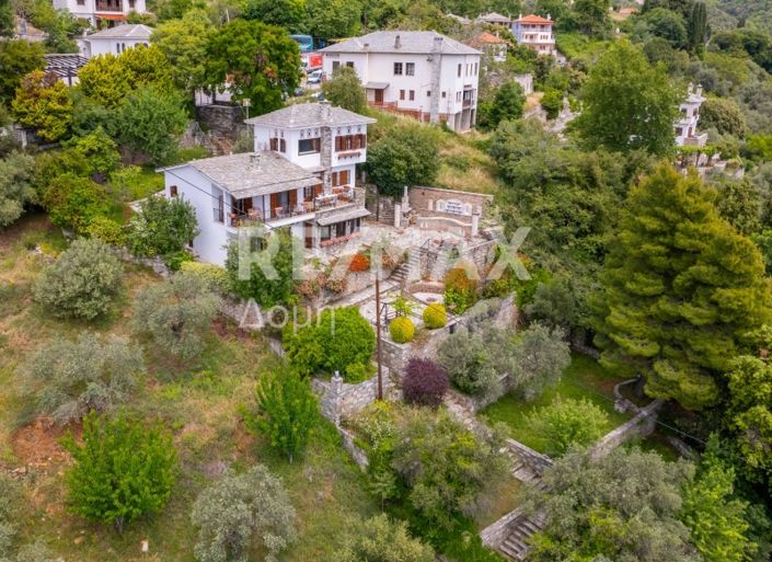 Image No.2-Propriété de 3 chambres à vendre à Center