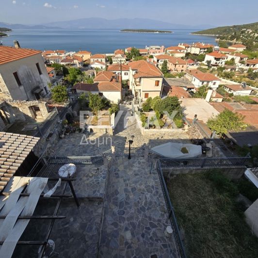 Image No.3-5 Bed Property for sale