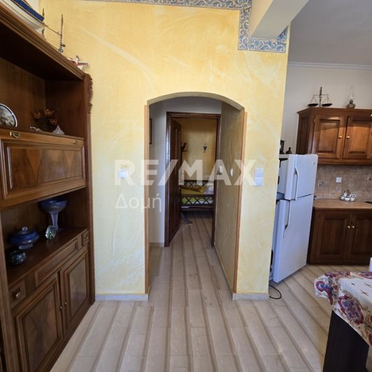 Image No.40-5 Bed Property for sale