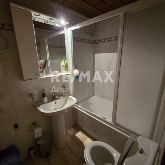 Image No.53-5 Bed Property for sale