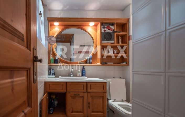 Image No.10-5 Bed Property for sale