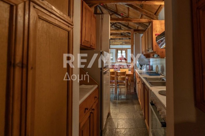 Image No.21-5 Bed Property for sale