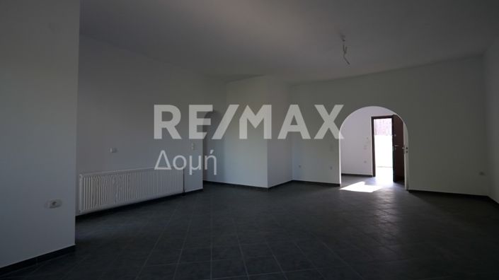 Image No.9-3 Bed Property for sale