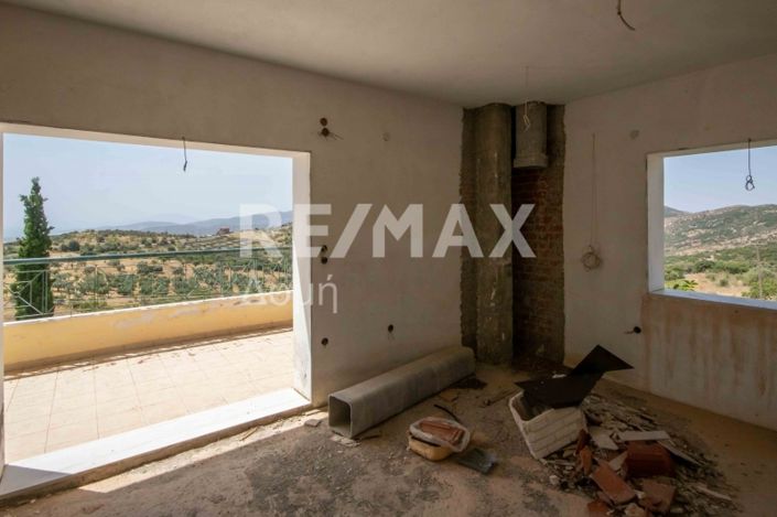 Image No.44-3 Bed House for sale