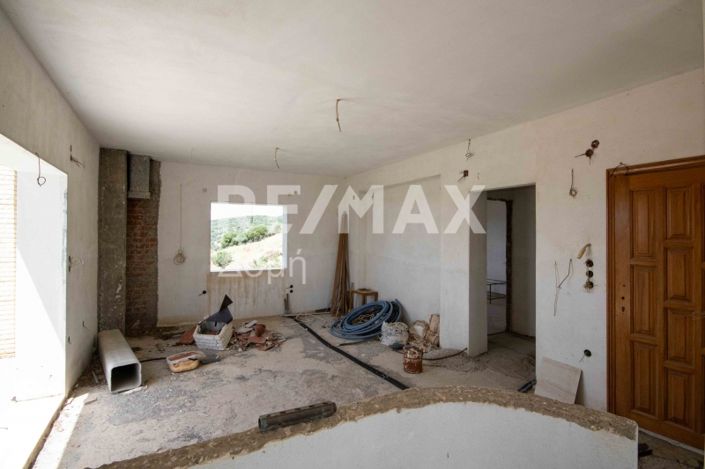 Image No.55-3 Bed House for sale