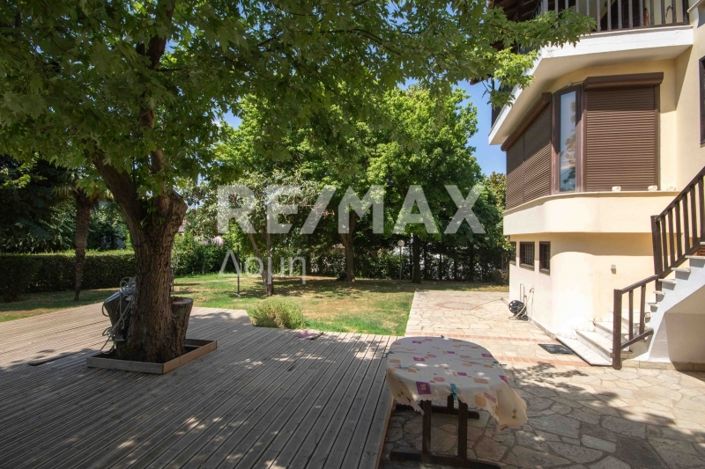 Image No.28-4 Bed Property for sale