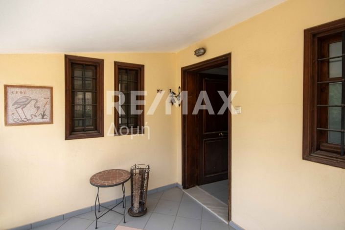 Image No.46-4 Bed Property for sale