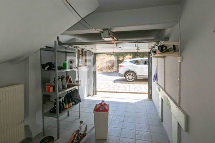 Image No.70-4 Bed Property for sale