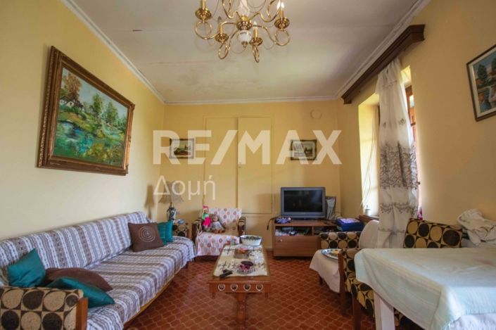 Image No.24-3 Bed Property for sale