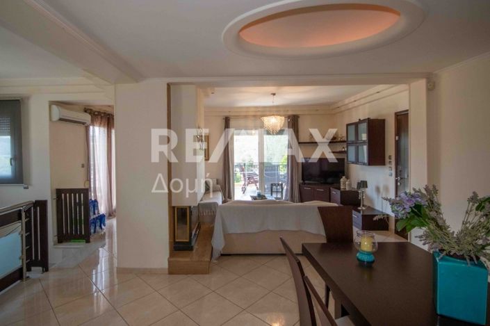 Image No.23-6 Bed House for sale