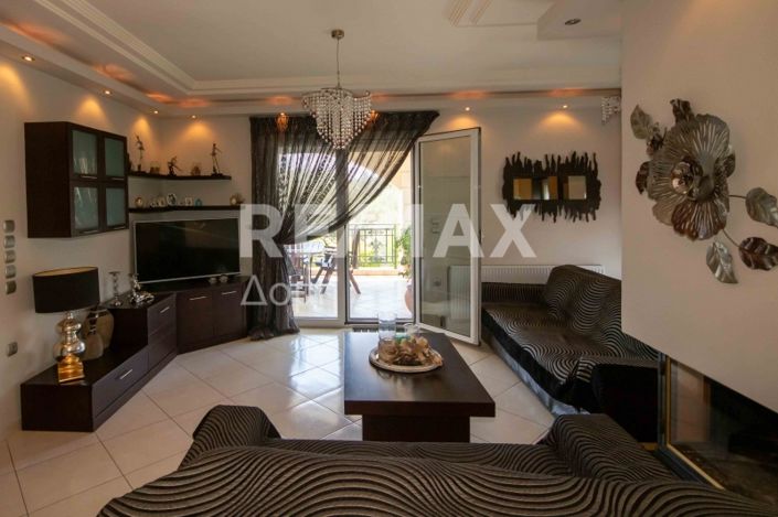 Image No.35-6 Bed House for sale