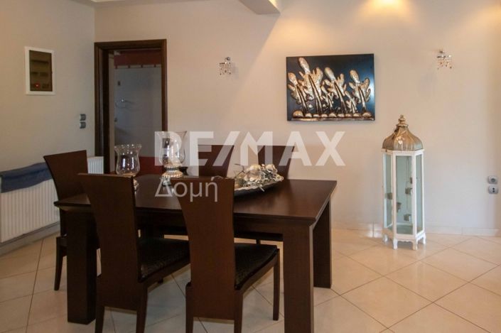 Image No.38-6 Bed House for sale