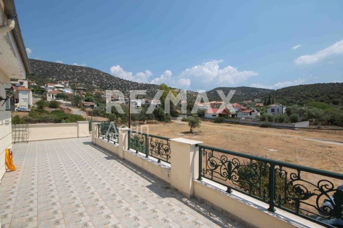 Image No.56-6 Bed House for sale