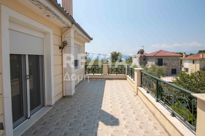 Image No.61-6 Bed House for sale