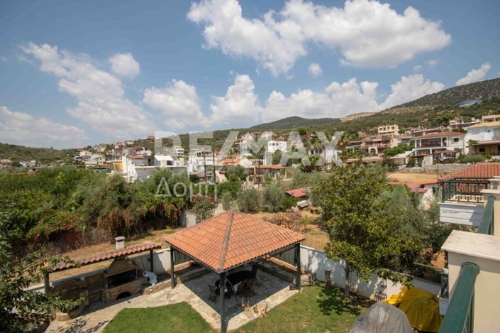 Image No.67-6 Bed House for sale