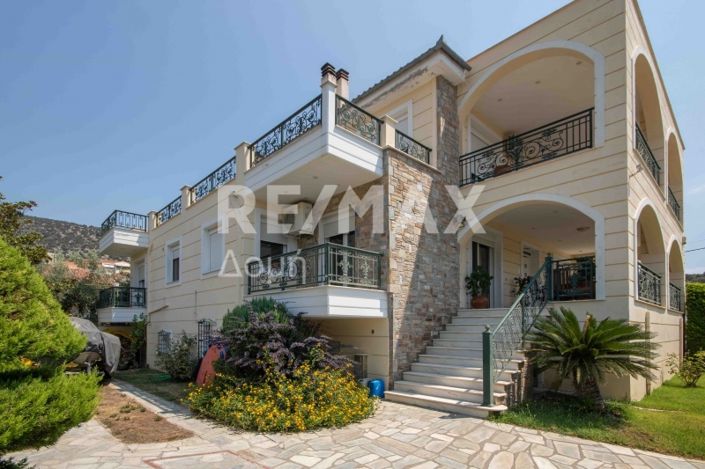 Image No.82-6 Bed House for sale