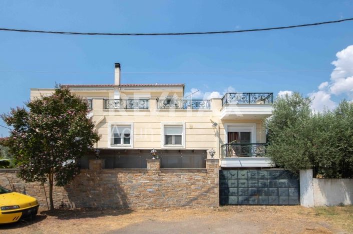 Image No.83-6 Bed House for sale