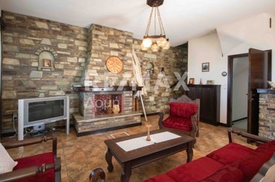 1 - Center, House