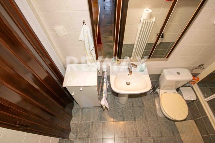 Image No.8-Maison de 2 chambres à vendre à Center