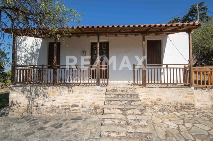 Image No.4-Maison de 2 chambres à vendre à Magnésie