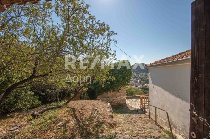 Image No.7-Maison de 2 chambres à vendre à Magnésie