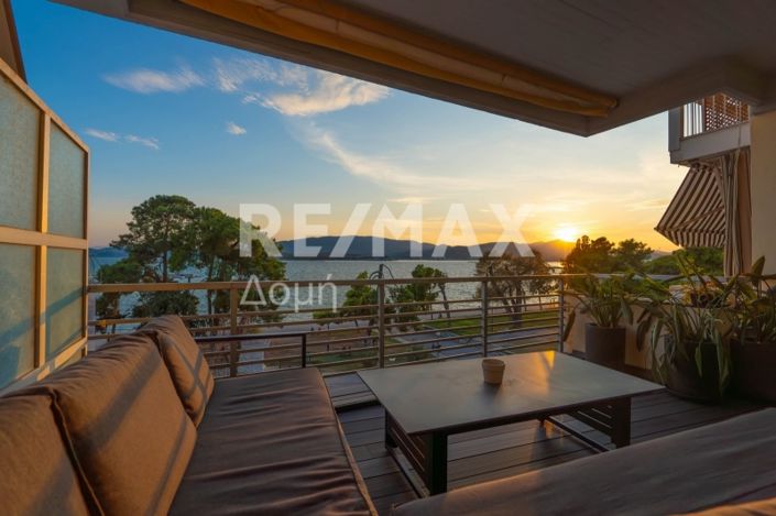 Image No.63-2 Bed Property for sale