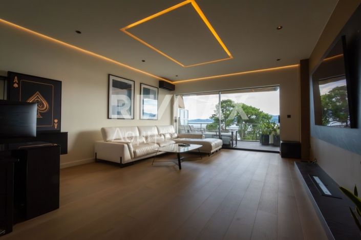 Image No.66-2 Bed Property for sale