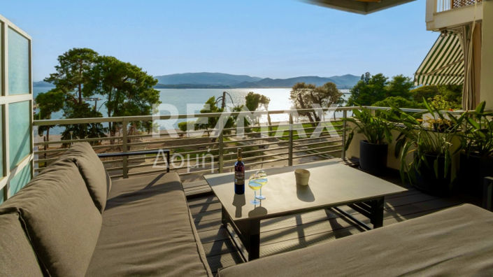 Image No.8-2 Bed Property for sale