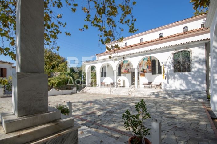 Image No.38-3 Bed Property for sale