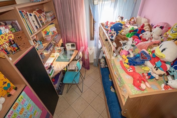 Image No.20-3 Bed Maisonette for sale