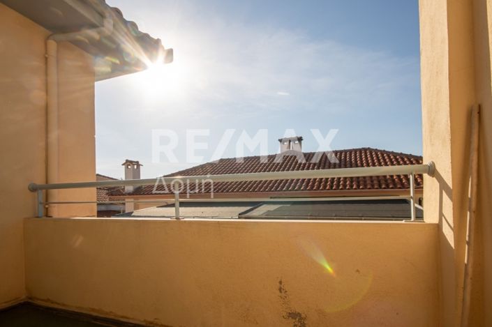 Image No.23-3 Bed Maisonette for sale