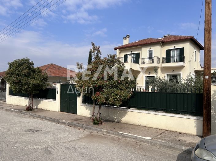 Image No.4-Maisonette de 4 chambres à vendre à Center