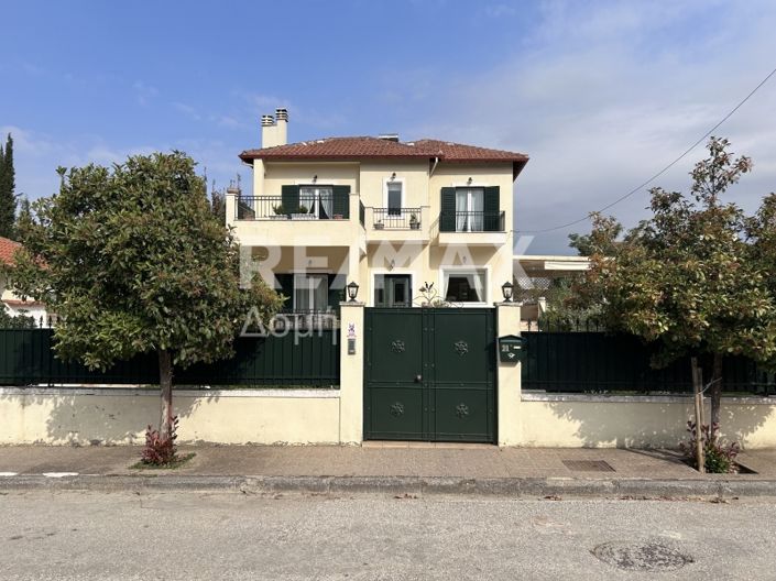 Image No.27-Maisonette de 4 chambres à vendre à Center