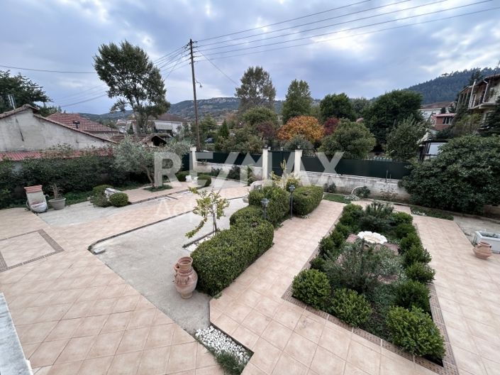 Image No.65-Maisonette de 4 chambres à vendre à Center