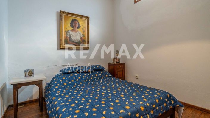 Image No.69-4 Bed Property for sale