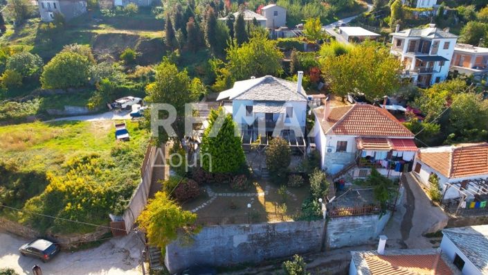 Image No.2-Propriété de 3 chambres à vendre à Center