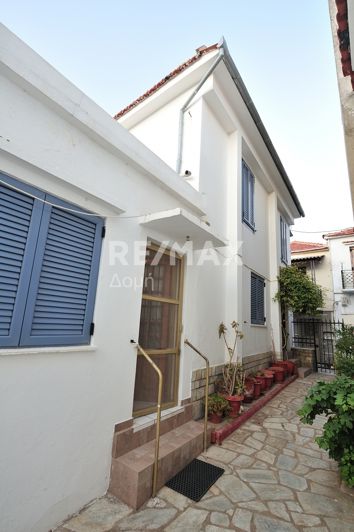 Image No.20-4 Bed House for sale