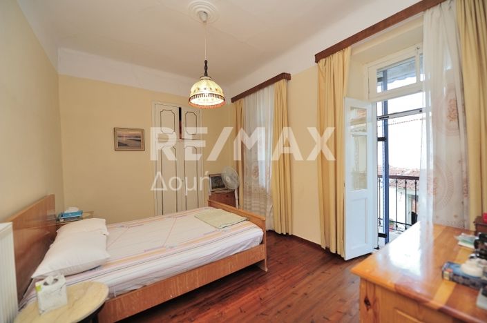 Image No.4-4 Bed House for sale