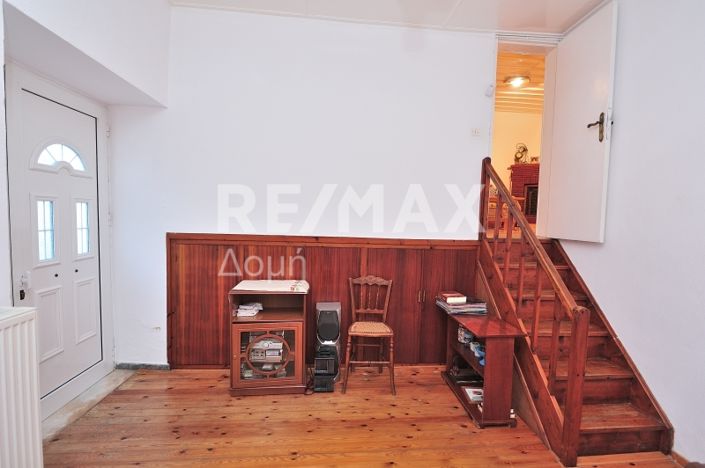 Image No.8-4 Bed House for sale