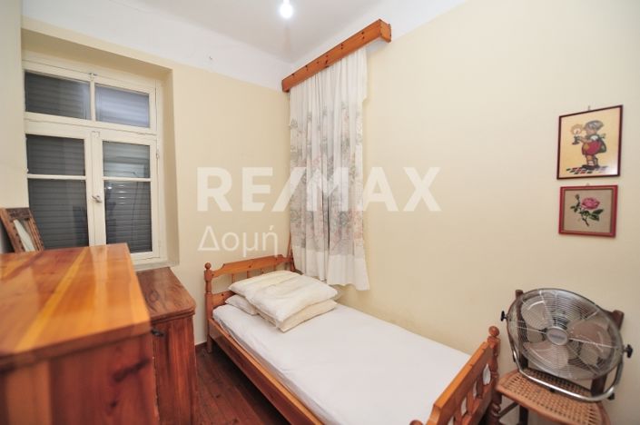 Image No.9-4 Bed House for sale