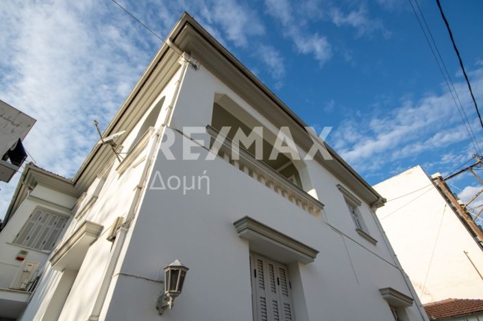 Image No.1-Maison de 5 chambres à vendre à Magnésie