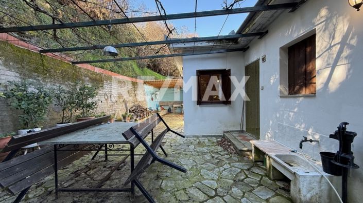 Image No.8-Propriété de 3 chambres à vendre à Magnésie