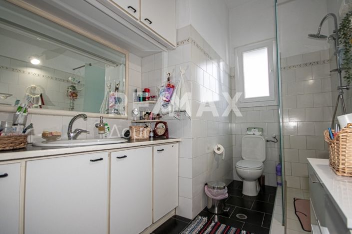 Image No.20-3 Bed Apartment for sale
