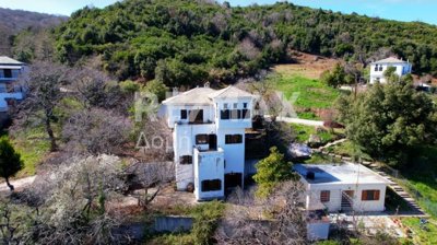 4 Bed Property for sale