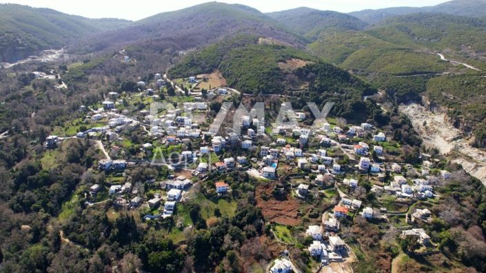 Image No.103-4 Bed Property for sale