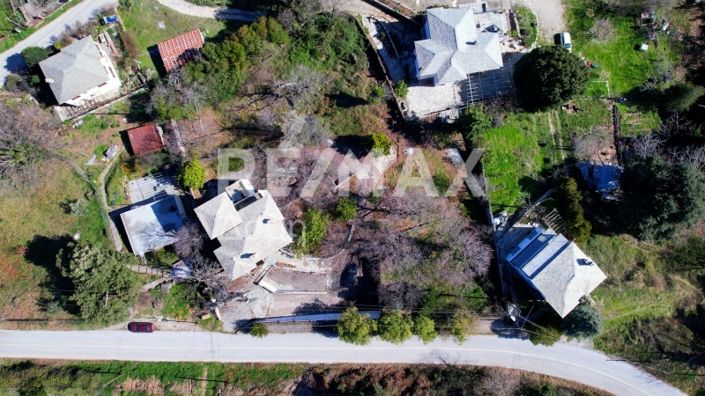 Image No.110-4 Bed Property for sale