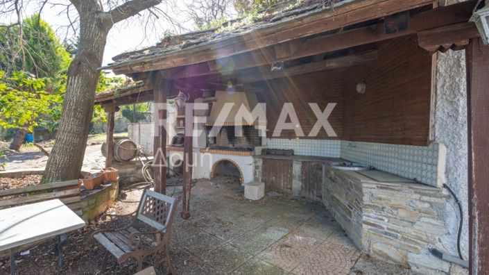 Image No.17-4 Bed Property for sale