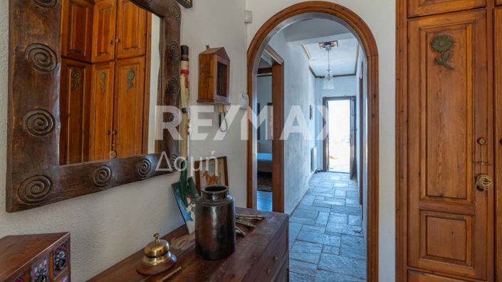 Image No.26-4 Bed Property for sale