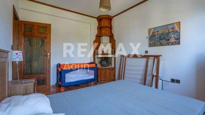 Image No.46-4 Bed Property for sale