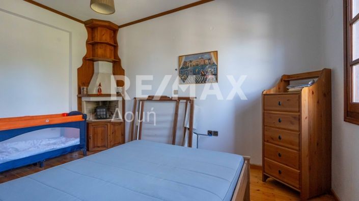 Image No.47-4 Bed Property for sale